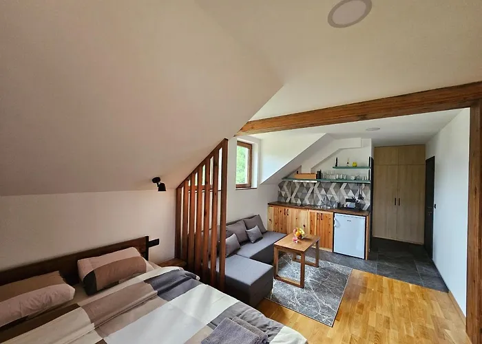 شقة 112 موكرا غورا