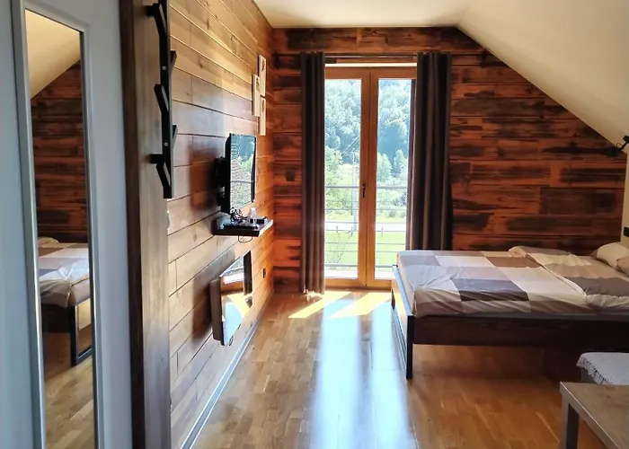 شقة 112 موكرا غورا